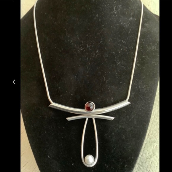 Lonna Keller freshwater Pearl & garnet necklace - Picture 3 of 11